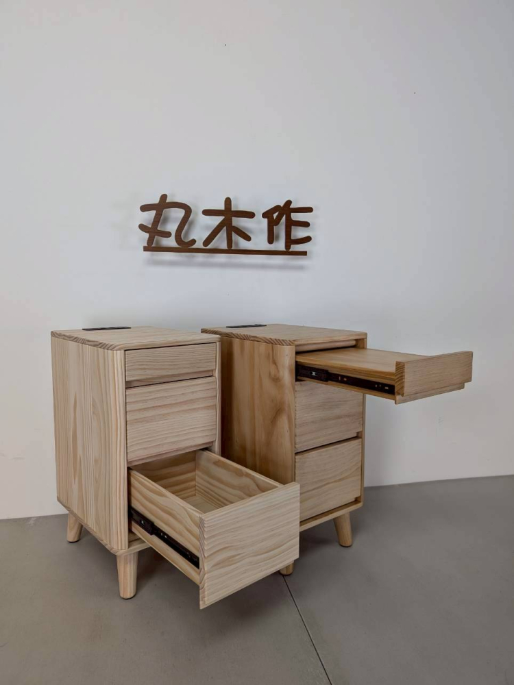 床頭櫃延長插座